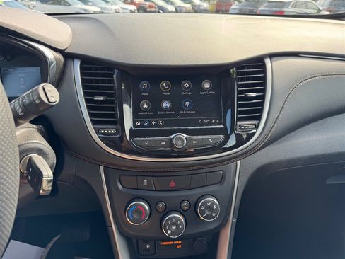 Used 2018 Chevrolet Trax LS FWD image 14