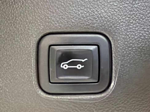 Used 2021 Chevrolet Blazer LT w/ Redline Edition FWD image 19