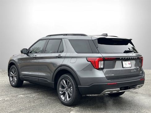 New 2026 Ford Explorer Active w/ Active Comfort Package image 24