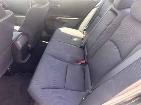 Used 2017 Honda Accord LX image 6