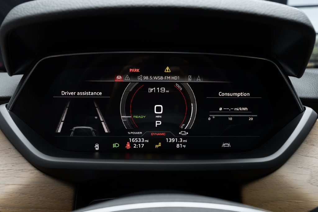 Used 2022 Audi e-tron GT Premium Plus AWD/4WD image 31