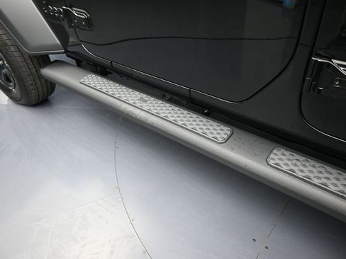 New 2026 Jeep Gladiator Sport image 25