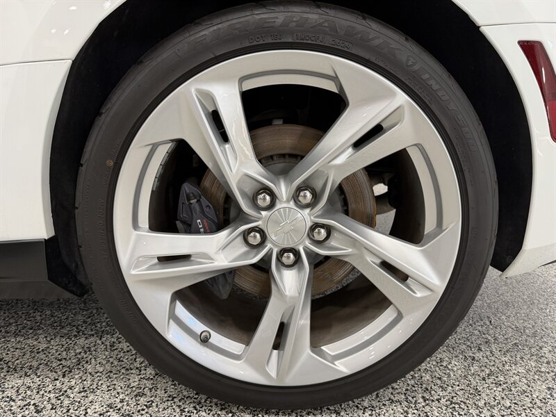 Used 2022 Chevrolet Camaro SS RWD image 22