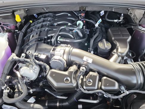 New 2025 Jeep Grand Cherokee Laredo image 29