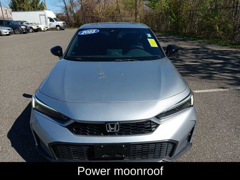 Used 2025 Honda Civic Sport image 9