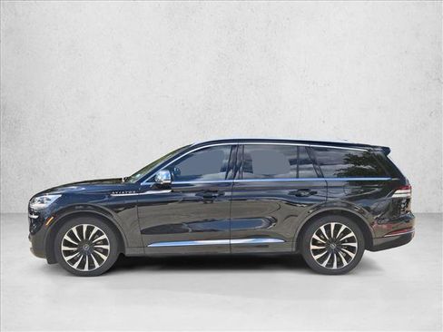 Used 2020 Lincoln Aviator Black Label Grand Touring w/ Class IV Trailer Tow Package image 8