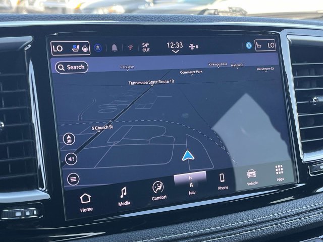 Used 2025 Chrysler Pacifica Limited FWD image 35