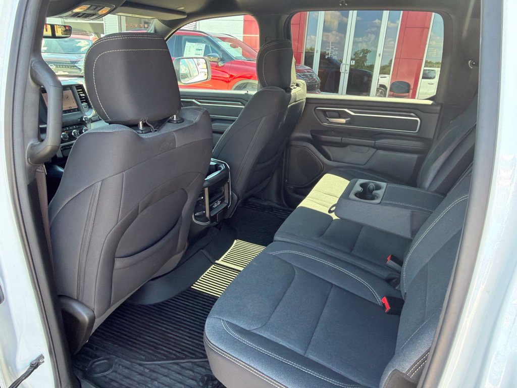 Used 2022 RAM 1500 Big Horn AWD/4WD image 17