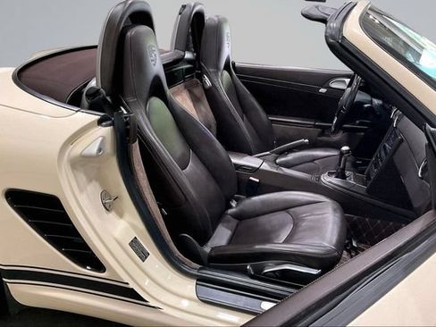 Used 2011 Porsche Boxster RWD image 7