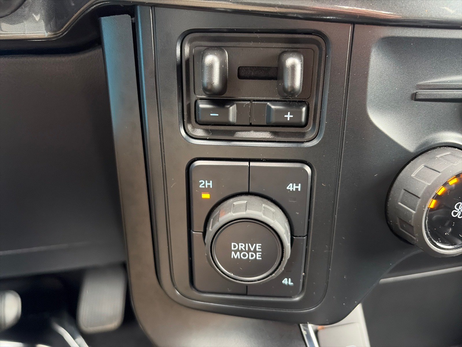 Used 2025 Ford F150 STX w/ STX Black Appearance Package AWD/4WD image 22