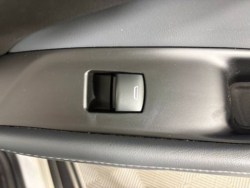 Used 2022 Buick Enclave Premium FWD image 42