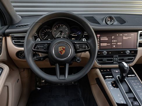 New 2026 Porsche Macan S AWD/4WD image 16