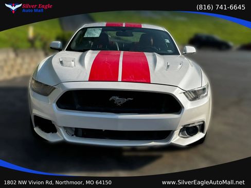 Used 2017 Ford Mustang GT Premium RWD image 3