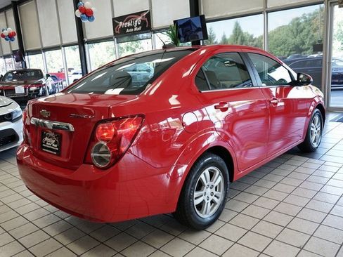 Used 2015 Chevrolet Sonic LT image 13