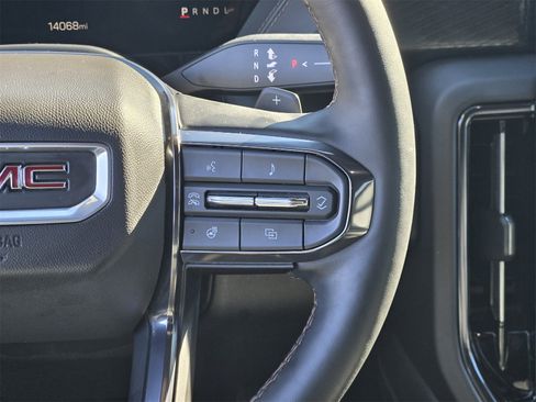 Used 2025 GMC Yukon AT4 image 27