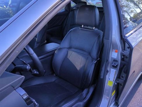 Used 2022 Lexus LS 500 image 12