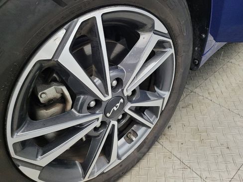 Used 2022 Kia Forte LXS image 31