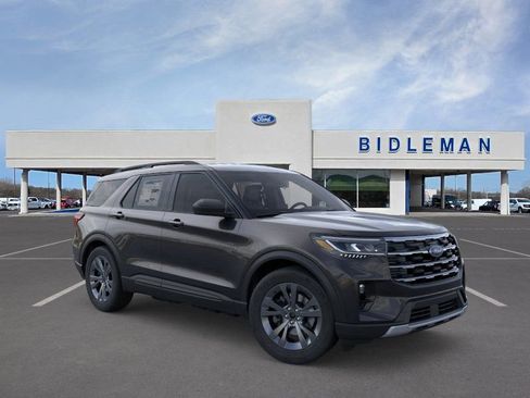 New 2026 Ford Explorer Active w/ Active Comfort Package image 8