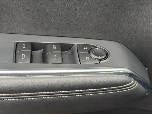 Certified 2025 GMC Acadia Elevation image 17