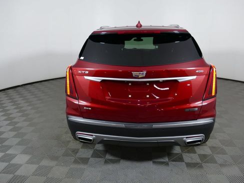 Used 2020 Cadillac XT5 Premium Luxury AWD/4WD image 4
