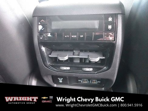 Used 2022 Jeep Grand Cherokee L Limited w/ Trailer Tow Group (B) image 28