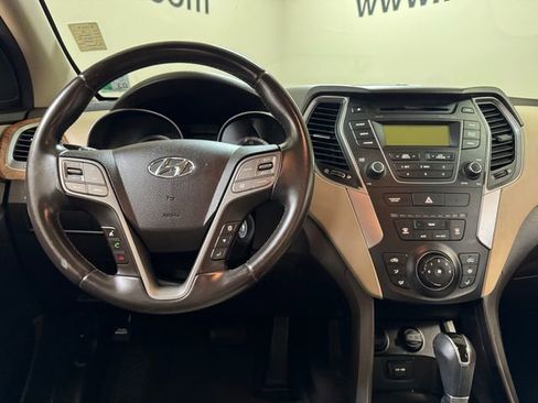 Used 2013 Hyundai Santa Fe Sport w/ Popular Equipment Pkg FWD image 9