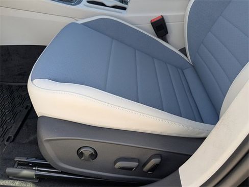 New 2026 Volkswagen Jetta SE image 23