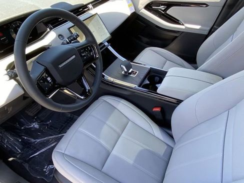 New 2026 Land Rover Range Rover Evoque S image 5