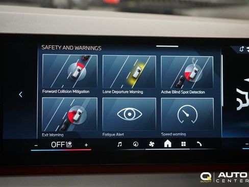 Used 2025 BMW X3 xDrive30i image 28