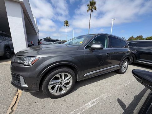 Used 2024 Audi Q7 3.0T Premium Plus AWD/4WD image 2