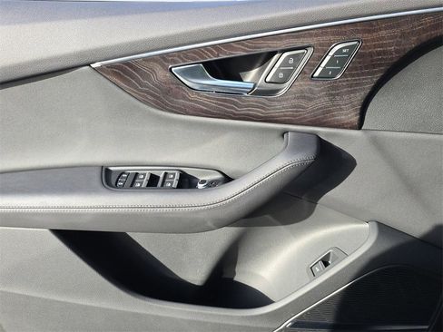 Certified 2023 Audi Q7 3.0T Premium Plus w/ Premium Plus Package image 19