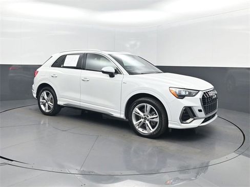Used 2021 Audi Q3 2.0T Premium w/ Convenience Package image 36