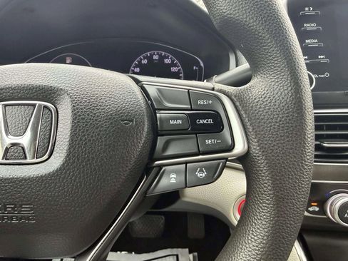 Used 2018 Honda Accord LX image 26