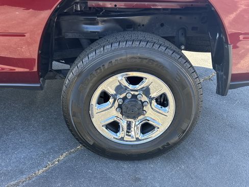 Used 2019 RAM 2500 Big Horn image 23