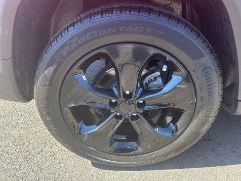 Used 2020 Jeep Compass Latitude image 11