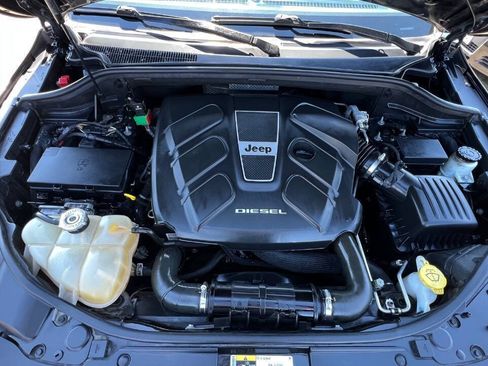 Used 2015 Jeep Grand Cherokee Limited AWD/4WD image 40