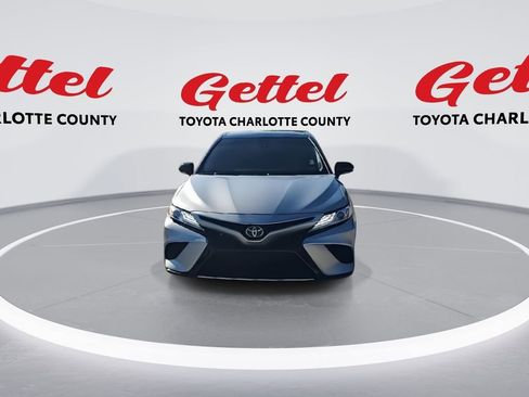 Used 2020 Toyota Camry XSE image 3