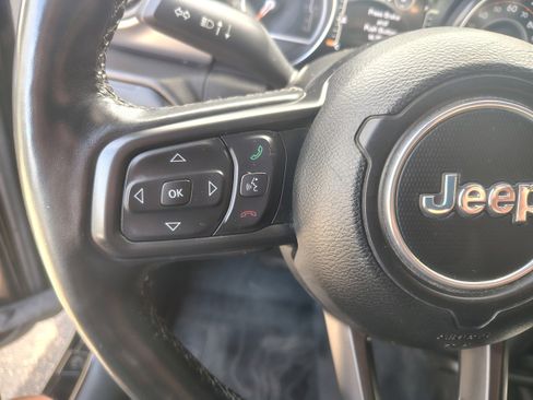 Used 2021 Jeep Wrangler Unlimited Sport AWD/4WD image 27
