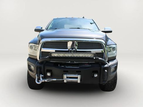 Used 2015 RAM 2500 Limited AWD/4WD image 2
