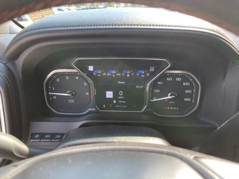 Used 2023 GMC Sierra 2500 AT4 w/ AT4 Premium Plus Package AWD/4WD image 8