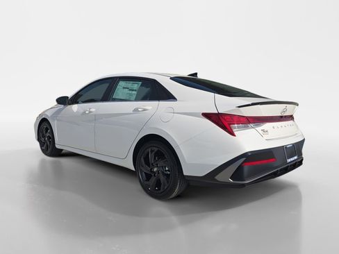 New 2026 Hyundai Elantra SEL Sport Premium image 5