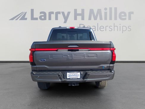 Used 2023 Ford F150 Lightning Platinum AWD/4WD image 4