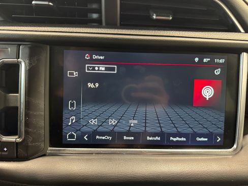 Used 2022 GMC Yukon Denali AWD/4WD image 24