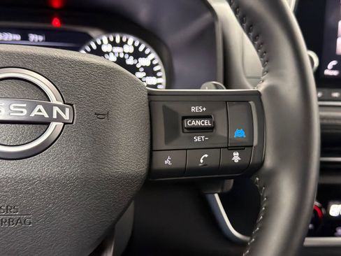 Used 2025 Nissan Rogue SV image 20