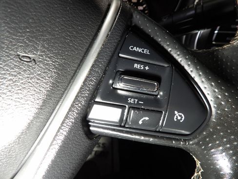 Used 2018 Nissan Maxima 3.5 SV FWD image 15