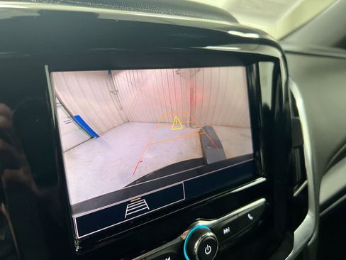 Used 2022 Chevrolet Traverse LT AWD/4WD image 15