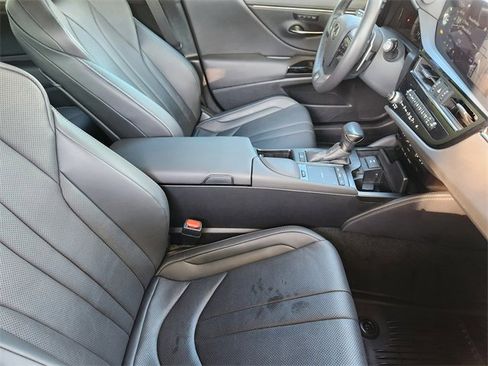Used 2022 Lexus ES 350 F Sport image 14