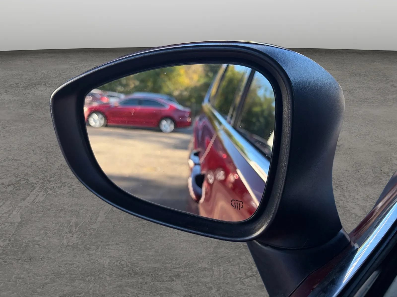 Used 2017 Chrysler Pacifica LX FWD image 33