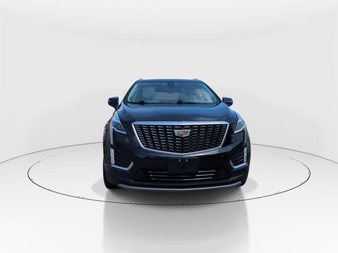 Used 2021 Cadillac XT5 Premium Luxury AWD/4WD image 3