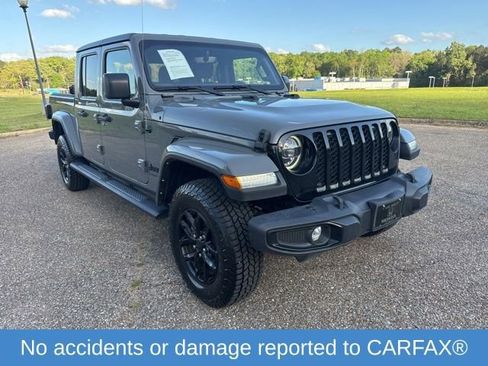 Used 2022 Jeep Gladiator Sport AWD/4WD image 2